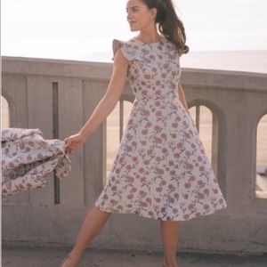 NWT Gal Meets Glam Lola Dress